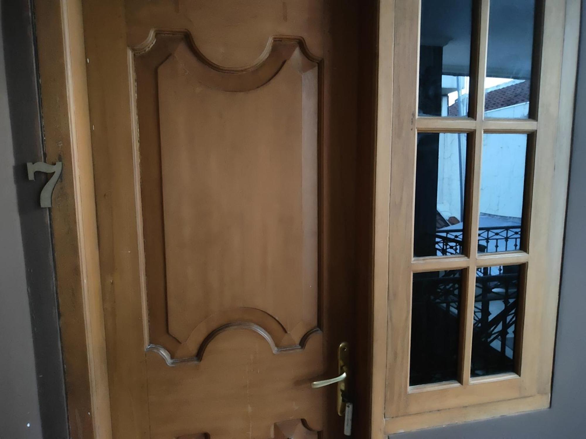 Tirto 27 Homestay 요그야카르타 외부 사진